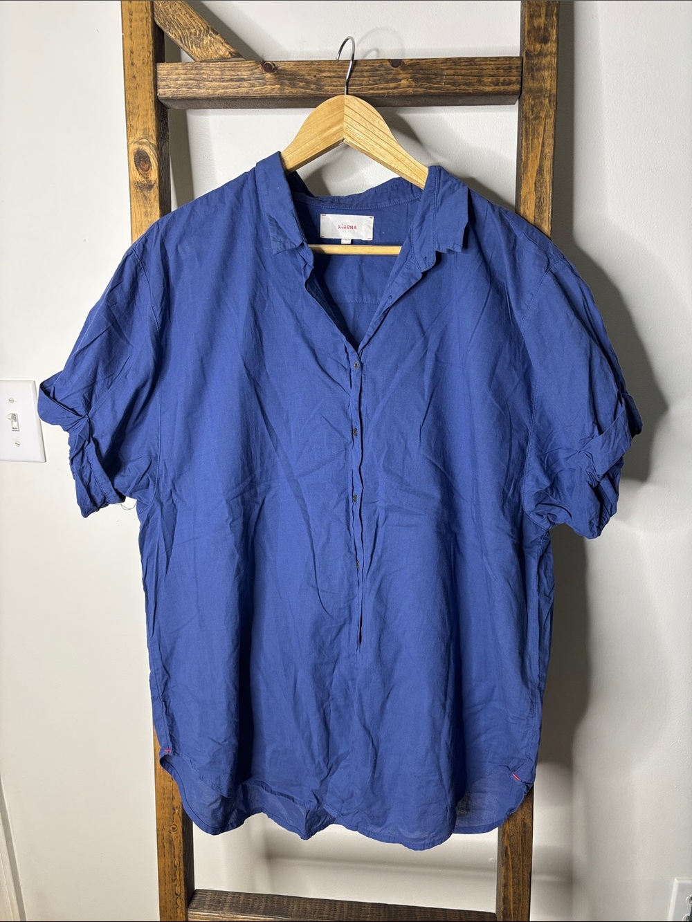 XiRENA Royal Blue Short-Sleeve Button-Front Casual Shirt Size L